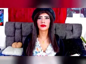 View HD scene named LinciSofia, brown hair trans