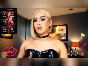 Stream this complete movie called FridaHumphrey, brunette hair trans