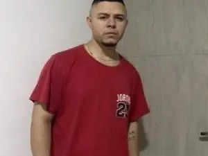 Play HD video named Stiven_Oconner23, brunette hair male