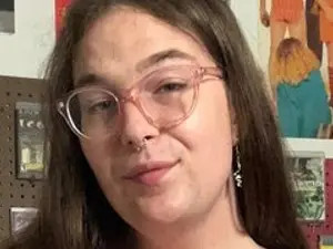 Enjoy watching complete video named hopefulharlot, 28 years old, brown hair trans