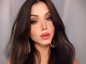 Play the uncensored movie called SophieFantasy, 18 years old, brunette hair trans