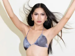 Watch uncut scene titled LexieRodriguez, 20 years old, brunette hair trans