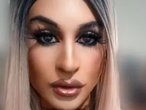 Watch HD clip named AlmaNegra32, 32 years old, brunette hair trans