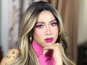 View this uncut movie called PreciousCumSlut, 29 years old, blonde hair trans