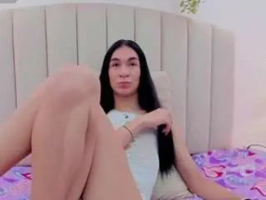 Watch this uncensored video of mia-thompson-1, trans