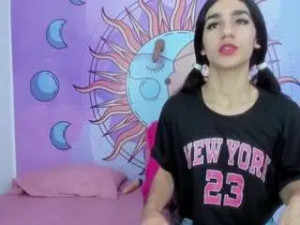 Watch HD scene titled marianaa16, trans