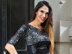 View the hardcore video of CristinaFabe, 43 years old, brown hair trans