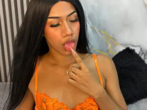 Enjoy watching the hardcore movie named KylieCollemaan, 22 years old, brunette hair trans