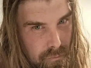 Play the complete scene called Freakthor, 42 years old, brown hair male