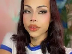 View uncut movie of Khloe_waldorf, 20 years old, blonde hair trans