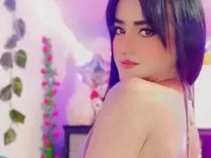 Play this HD clip called DaniellaSweett, 25 years old, brunette hair trans