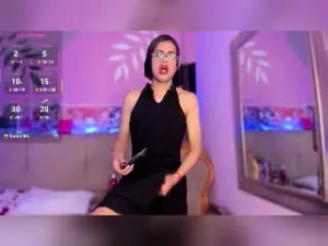 Watch the complete scene called EimyFlorian, brunette hair trans