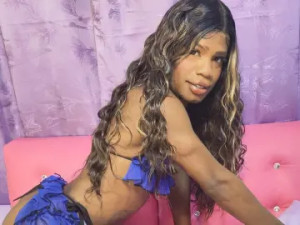 Enjoy watching this uncut scene of AntonellaCute, 25 years old, brown hair trans
