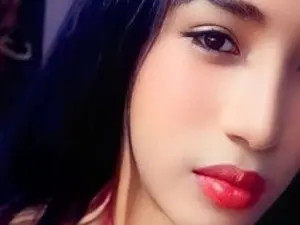 Watch this uncut video named Esmeralda_Asford, brown hair trans