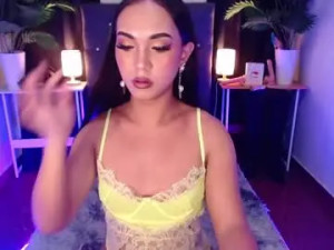 View the HD video of itsmesofiaa69, 18 years old, trans
