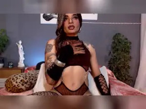 Play uncensored video of AlexJhonsons, brunette hair trans