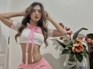 Watch uncut movie titled YsabellaMartin, 21 years old, brown hair trans