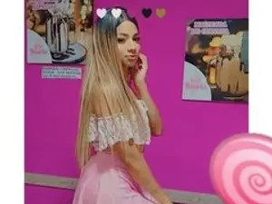 Watch this uncensored video of samantha_doll18, brown hair trans